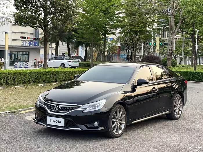 拿下16年锐志大v尚锐版,一手车 黑外黑内 国5排放全国飞