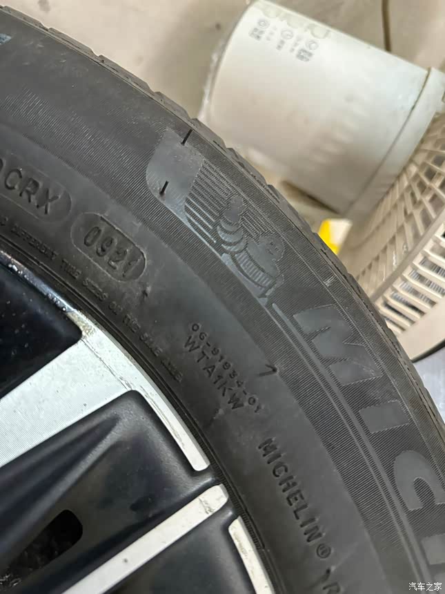 【图】出308原车4个轮毂带胎,胎是21年的米其林pm4,实表走了_标致308