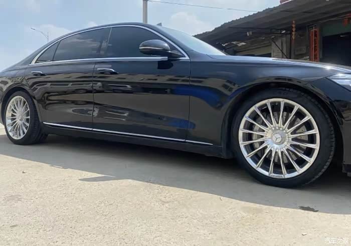 20寸奔驰s65原厂一套 成色极好