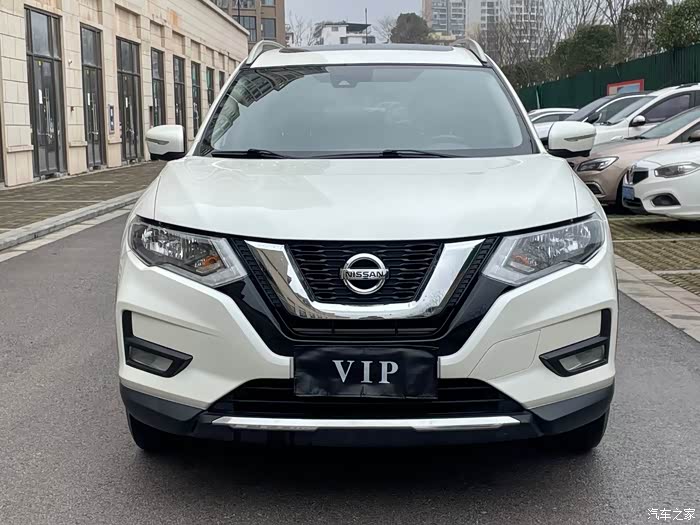 20年3月日产奇骏新车1993现在1198出售首付一w