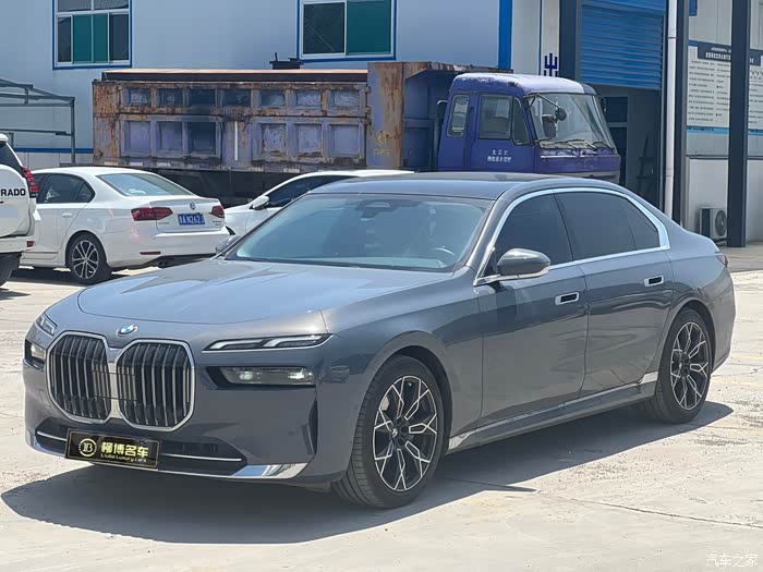 【图】2023款9月上牌735li豪华 2万公里 布鲁克林灰原漆车_宝马7系