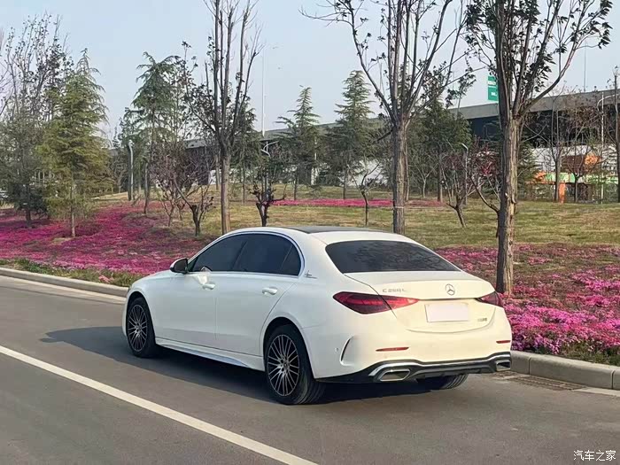 到店捡漏车型奔驰c级2022款c260l运动版