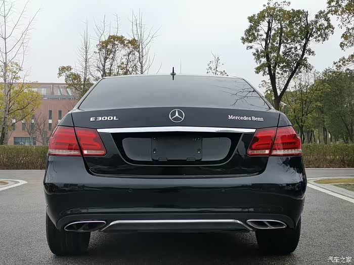 14年奔驰e260l,1.8t自动天窗,10万多公里实表,双