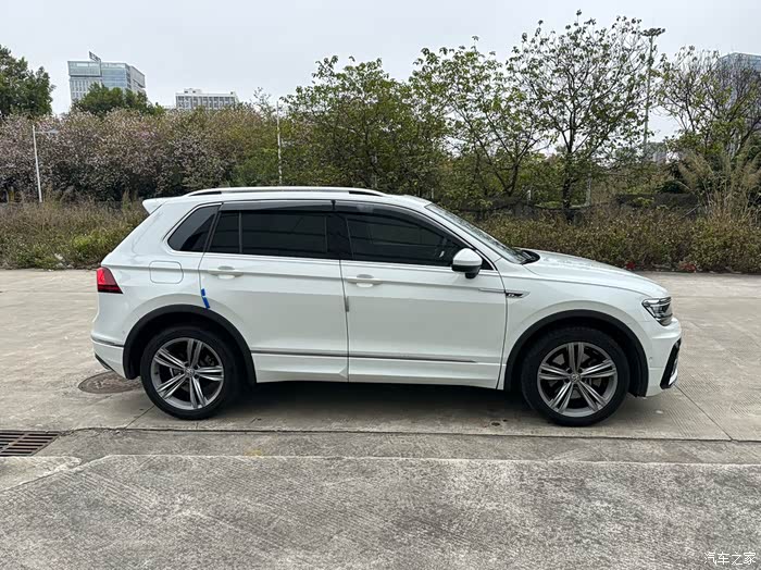 18年6月大众途欢海关进口四驱20t自波全景天窗无