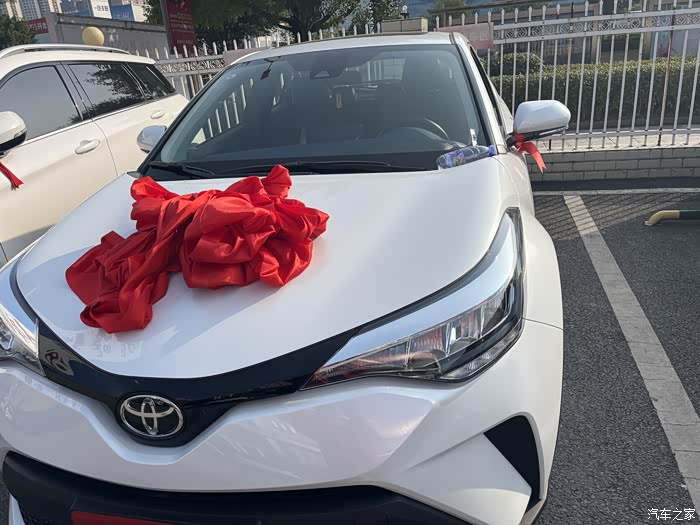 点击:>1|回复:>0丰田c-hr论坛>23款chr.领先落地.13.各位大哥.