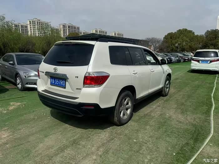 14年10月12款汉兰达35l精英型7座四驱沪牌一