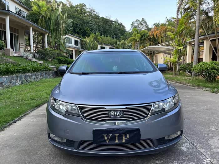 11年10月起亚福瑞迪1.6自动舒适版,导航,皮椅,车况精品