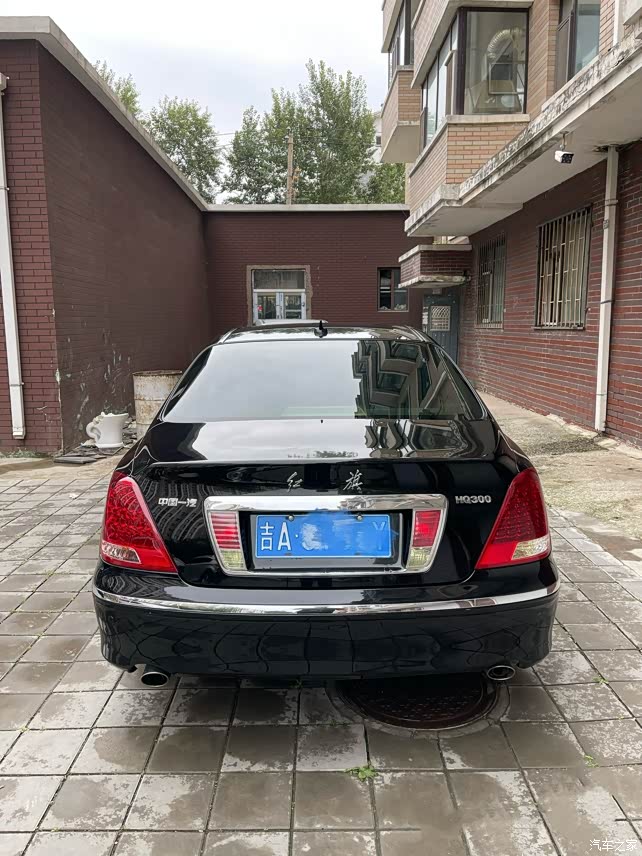 出辆红旗盛世 车况不好不要钱 如有事故 烧机油 车您直接开走