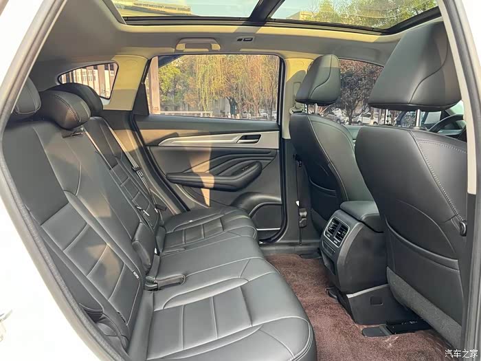 新到店2019年上牌哈弗f7自动挡20t高配一手车7万