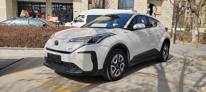 本人有辆21年的丰田奕泽纯电ev提速太猛了车况完美驾驶