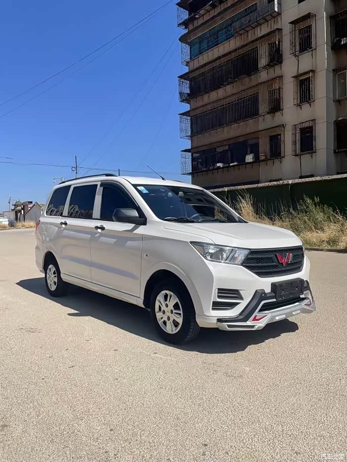 【图】本地私家一手21年五菱宏光s,1.5手动六速,安全滑行3.2_五菱宏光