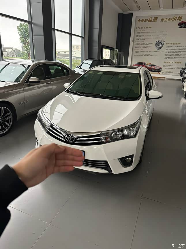 丰田卡罗拉2014款16lcvtgli高配