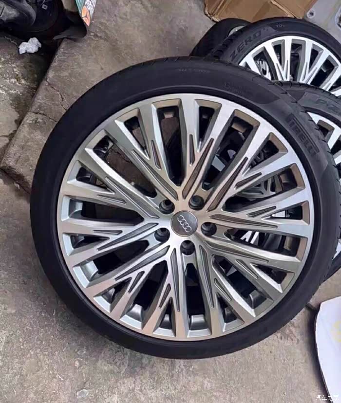 20寸奥迪a8轮毂原车轮一套过来看看哦