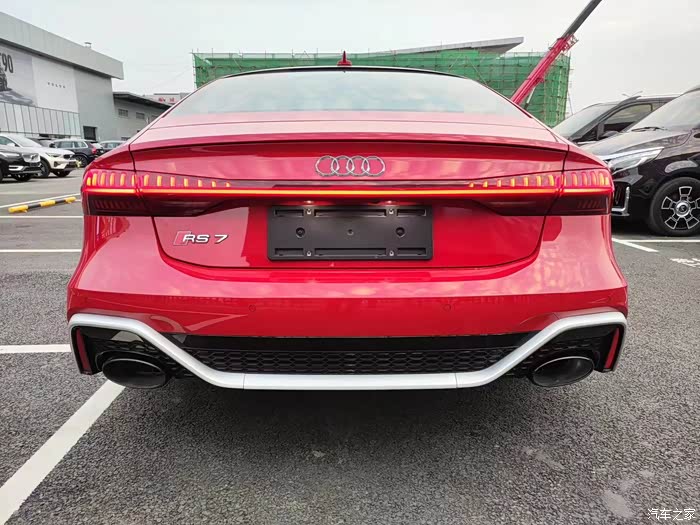 奥迪rs7探戈红新车未上牌3500公里外观太漂亮了