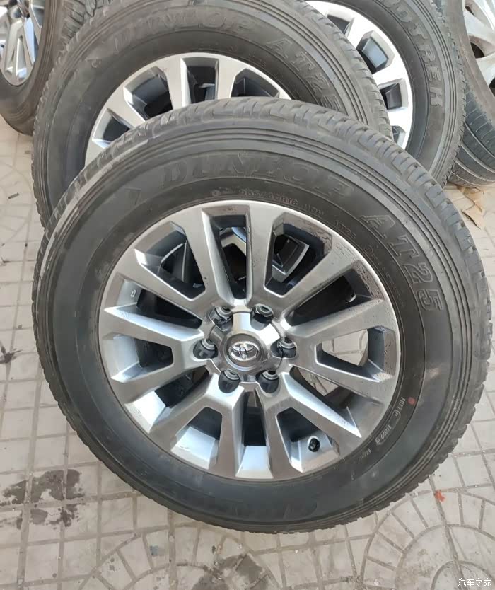 丰田霸道普拉多轮毂18寸成色完美感兴趣来