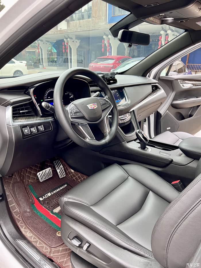 2019年凯迪拉克xt5技术型7万公里新车指导价359