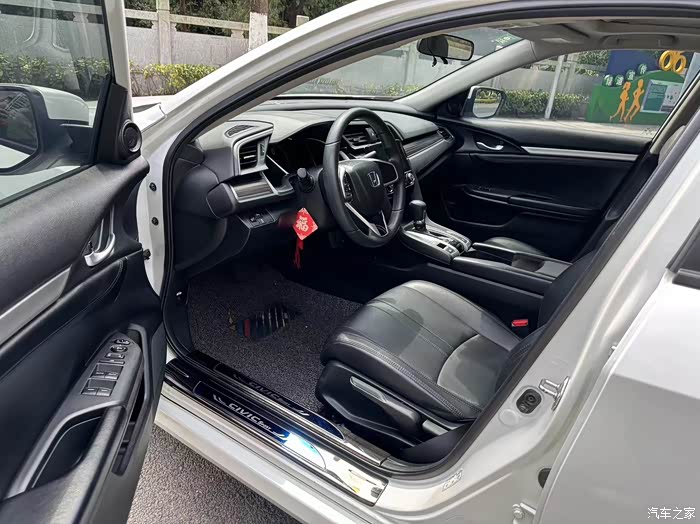 出售:20年本田思域1.5t劲动版,行驶3万公里,车况三包