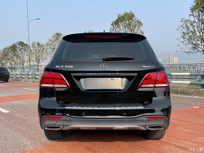奔驰gle不是新车买不起二手更有性价比