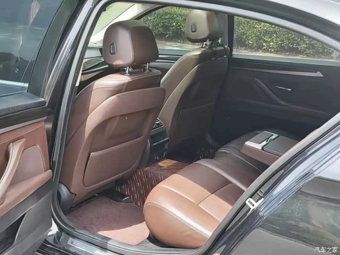 【图】出16年上牌17款宝马525li豪华 液晶仪表 哈曼卡顿音响_宝马5系