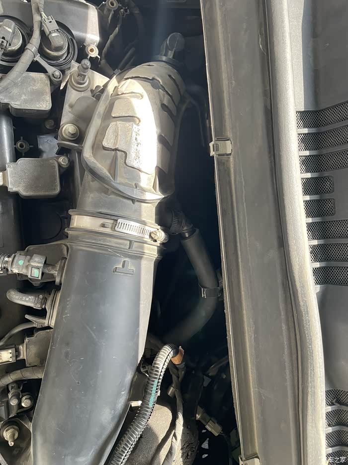 【图】17款旗舰加装机油透气壶_蒙迪欧论坛_汽车之家论坛