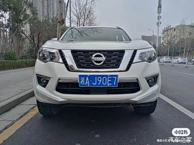 18年日产途达25l四驱私家一手车仅8万多公里价格