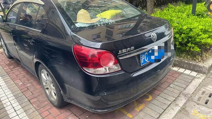 2011年8月手动朗逸14t5速手动品雅版一手