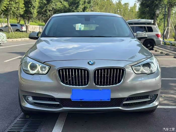 宝马5系gt2013款535i领先型125