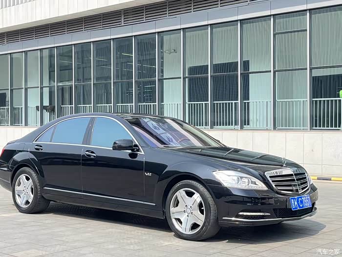 09年奔驰s600实表13万公里配置拉满前后排座椅通风