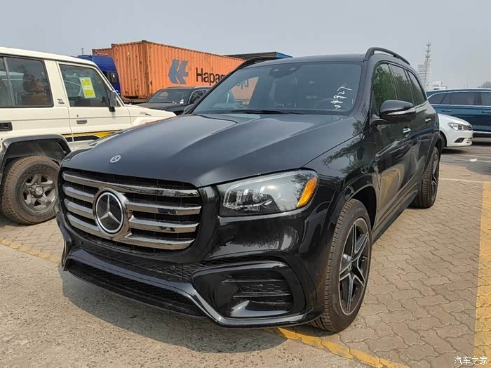 奔驰gls450 24款 7座 amg包 顶峰包