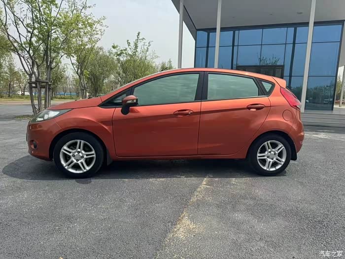 10年福特嘉年华15自动档实表5万公里原版原漆