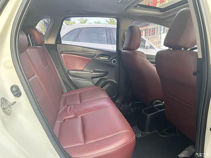 城市小钢炮本田飞度