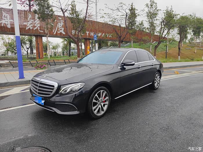 2017年1月奔驰e300l立标豪华型最美黑粽20t双