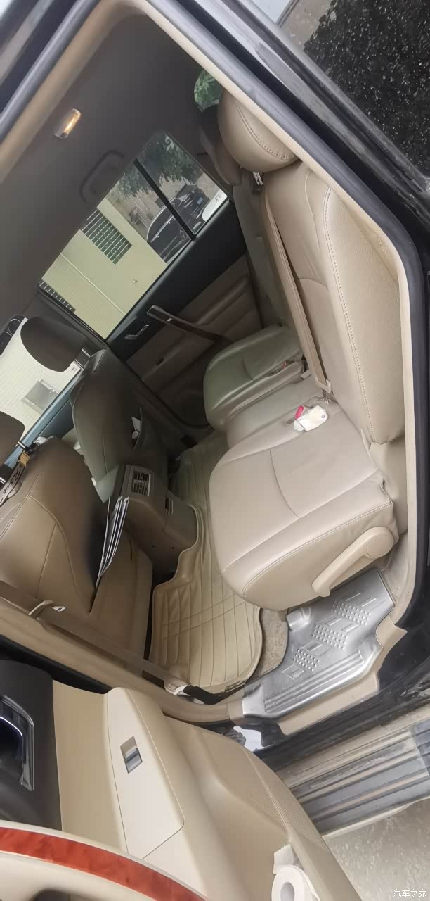 出13年11月汉兰达运动版黑色五座13万公里车头盖4s