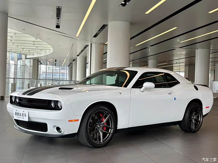 最新上市 17款挑战者美规 入户:2018年4月 行驶:约4