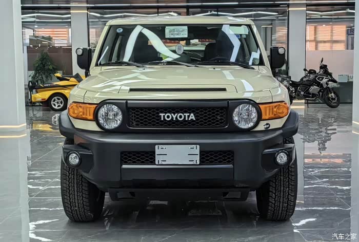 每天认识一辆车丰田fj酷路泽
