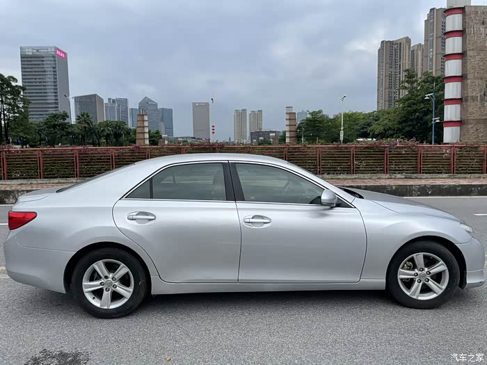 2010年12月上牌锐志2.5s丰度菁华,刚出磨合期15万多