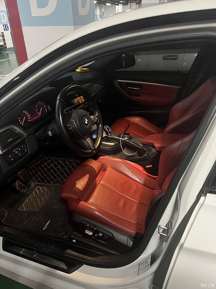 2018款宝马330im曜夜出售