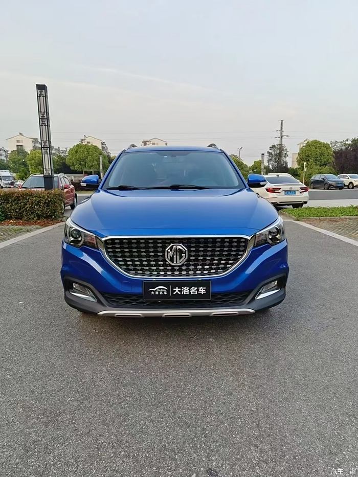 名爵suv1.5t自动豪华版图片