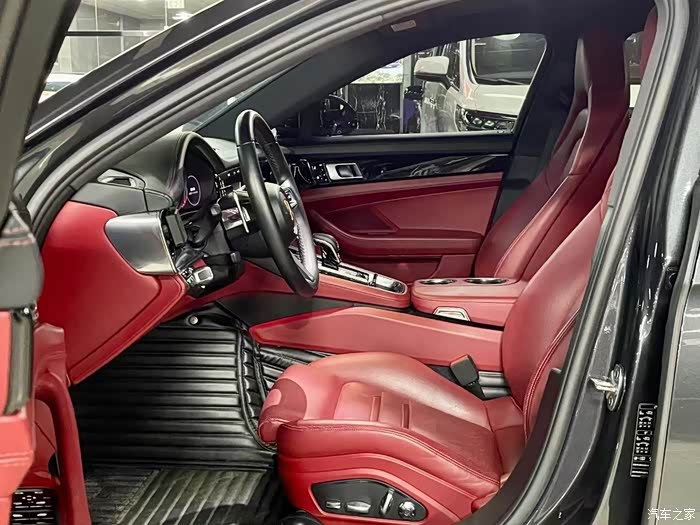 21款保时捷帕拉梅拉29t21年上牌行驶4万多公里配