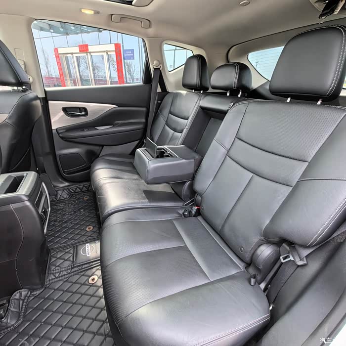 日产楼兰2019款25schevxe四驱混
