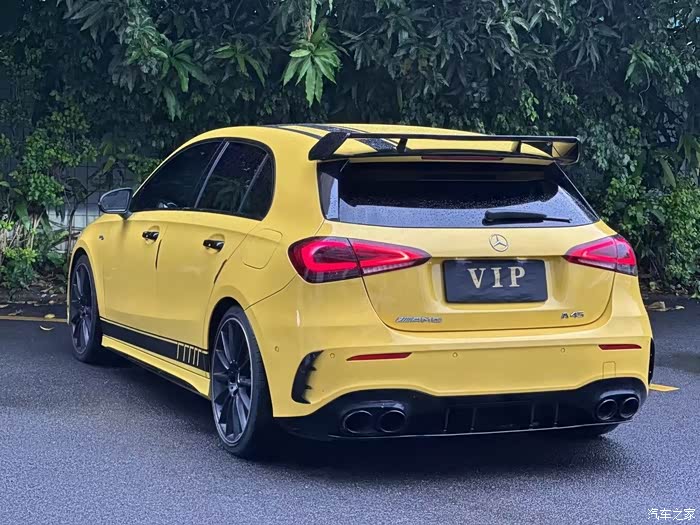 奔驰a35 amg