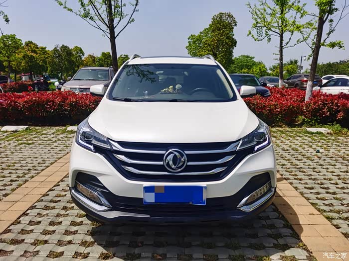 东风风神ax7最舒适的驾乘空间陪伴家人度过每一天