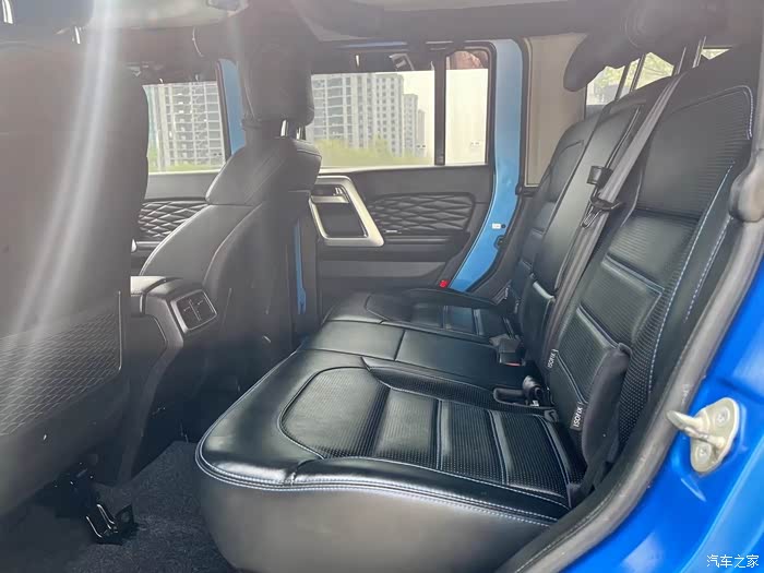 批发21年北京bj40plus20t自动四驱柴油