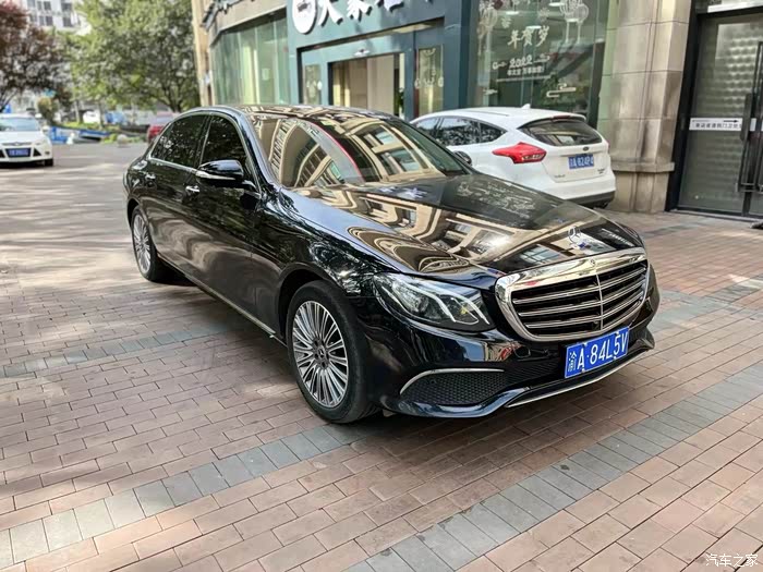 最新到店2020年奔驰e300l原车一手安全行驶八万公里