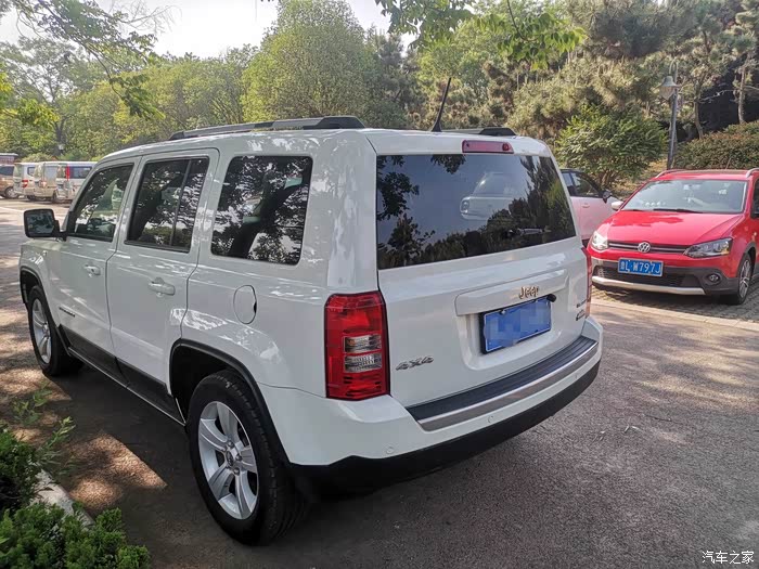 转让14年四驱顶配自由客