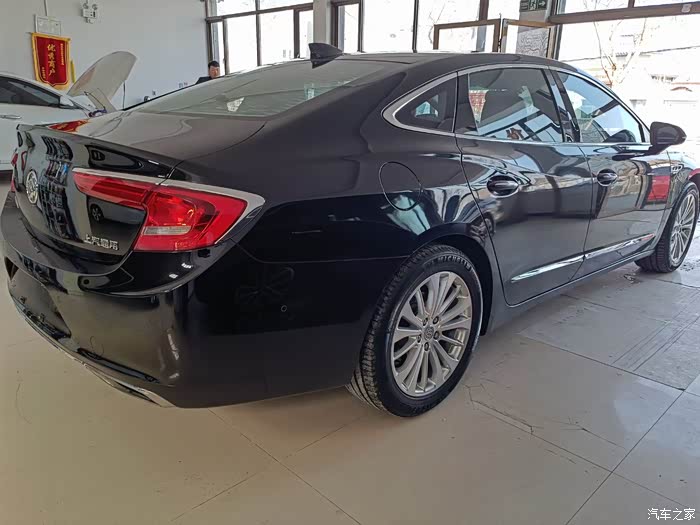 2017别克君越20t高性价比b级配2698那款带