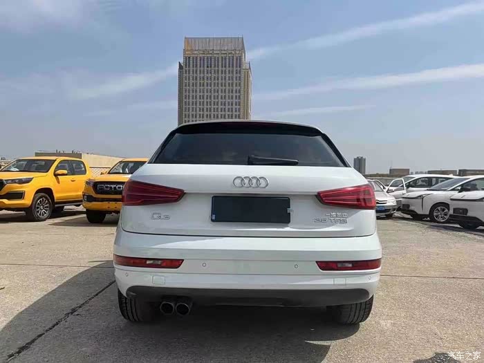 奥迪2018款q320tfsi30周年年型35t