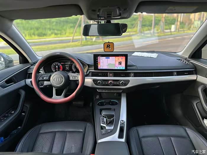 21年新款奥迪a4l降价了,全款15万多.