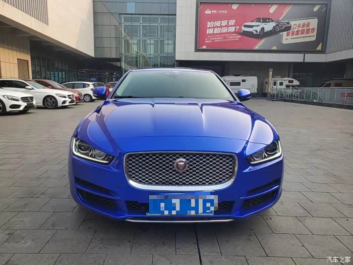 到店19年捷豹xel2.0t 250ps奢华版 全景天窗,座