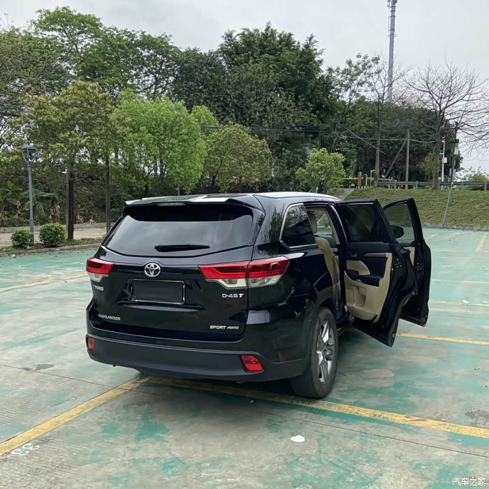 有意向出手丰田汉兰达个人一手车,2022年1月落户佛山牌,四